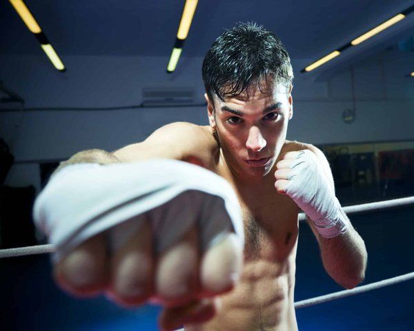 Qual è la migliore tecnica per migliorare il tuo pugno nella boxe?