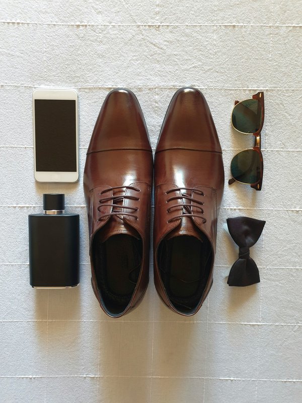 Scarpe eleganti christian louboutin per uomo: stile inimitabile